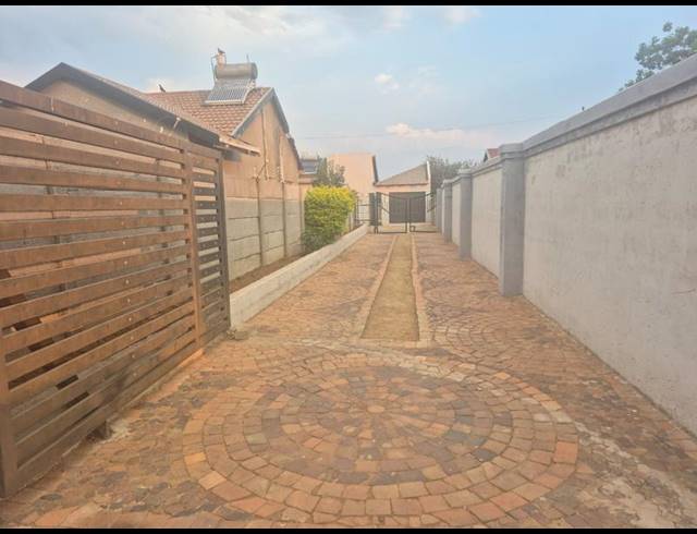 3 BEDROOM HOUSE FOR SALE IN ENNERDALE